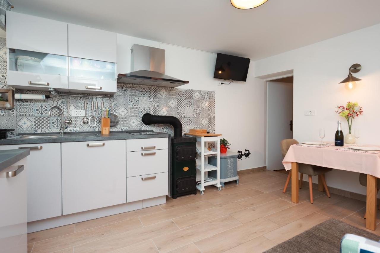 Apartmani Nad Voltun Kastav Luaran gambar